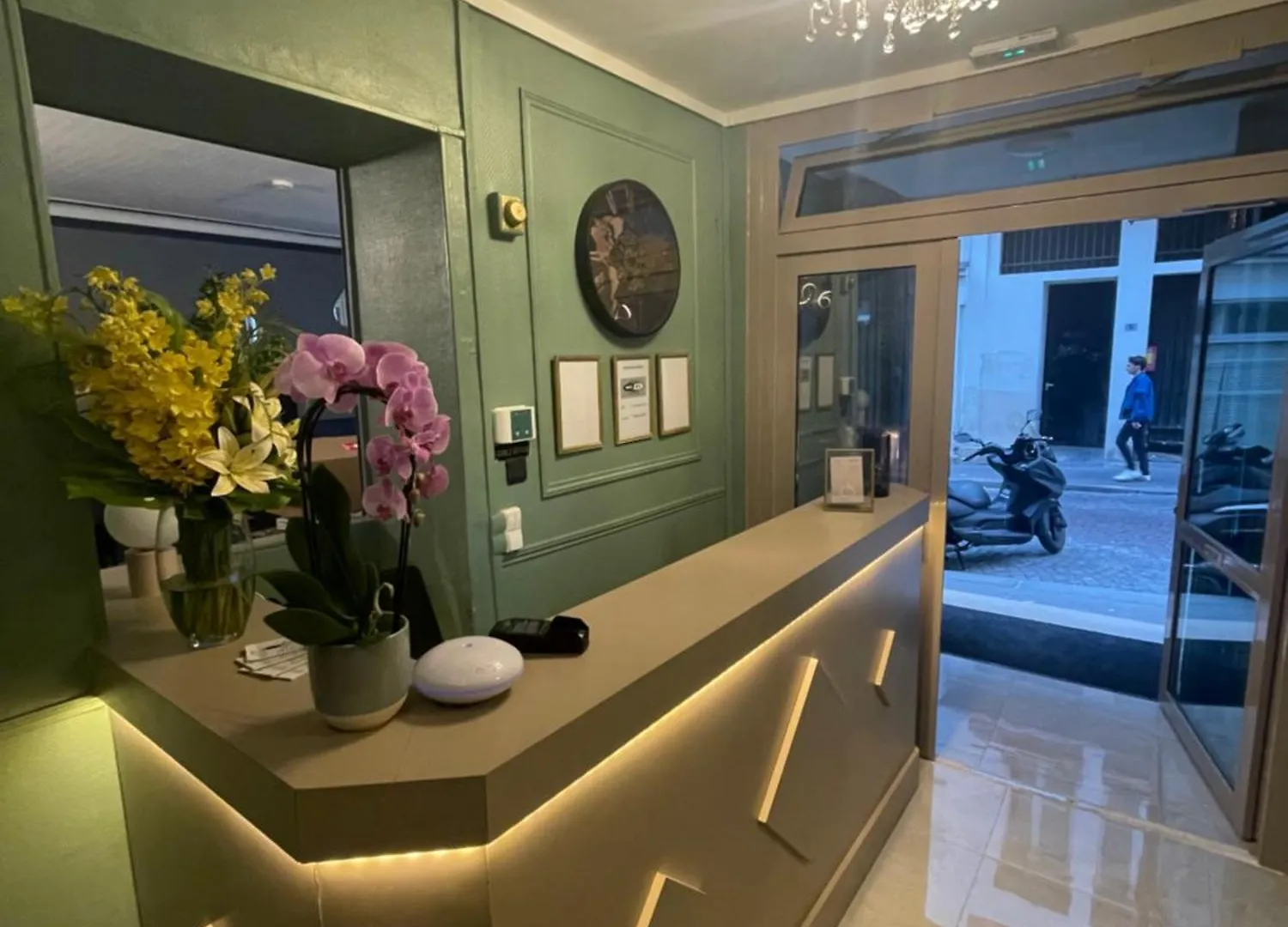 Hotel Louvain Paris