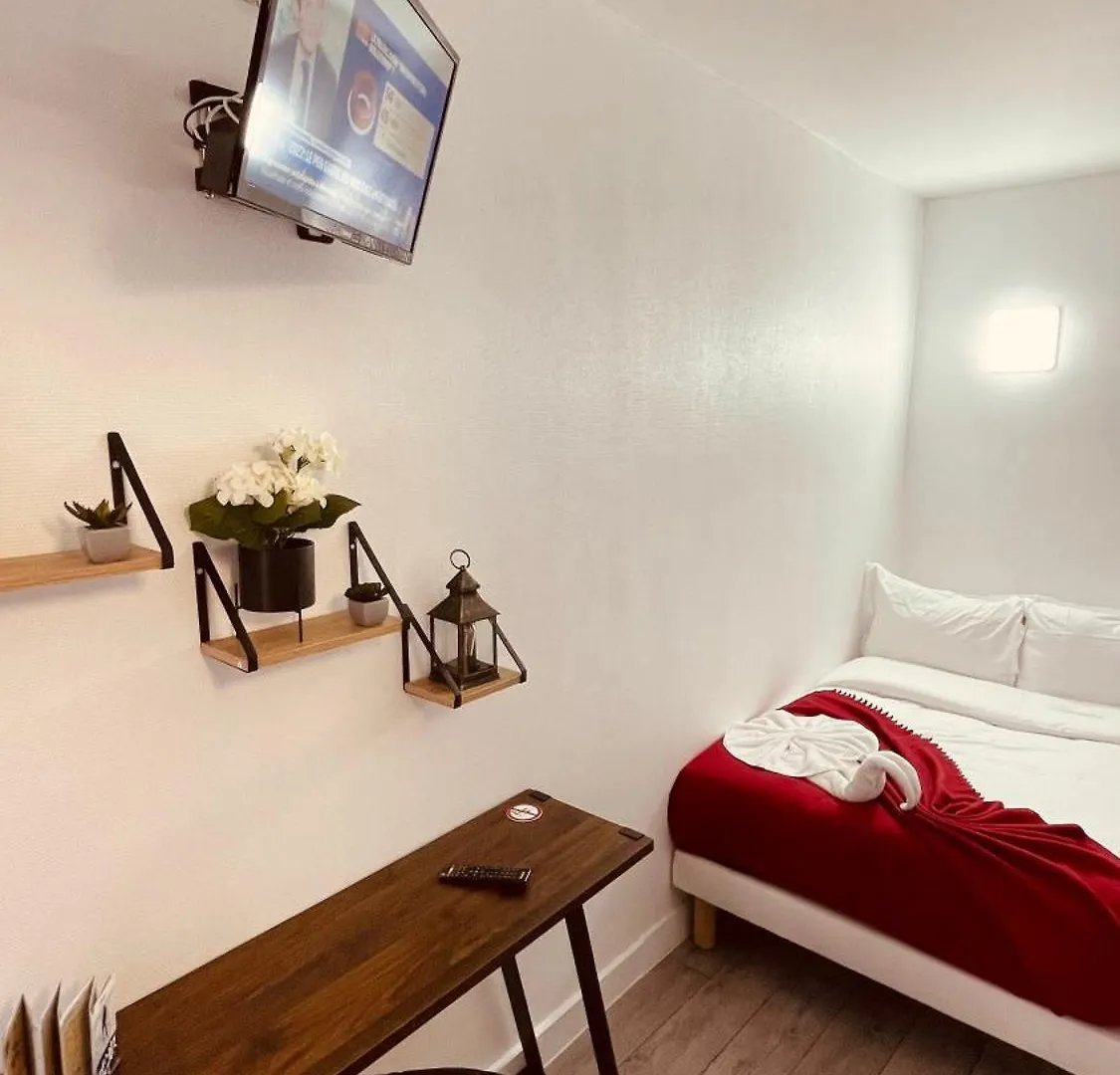 Hotel Louvain Paris France