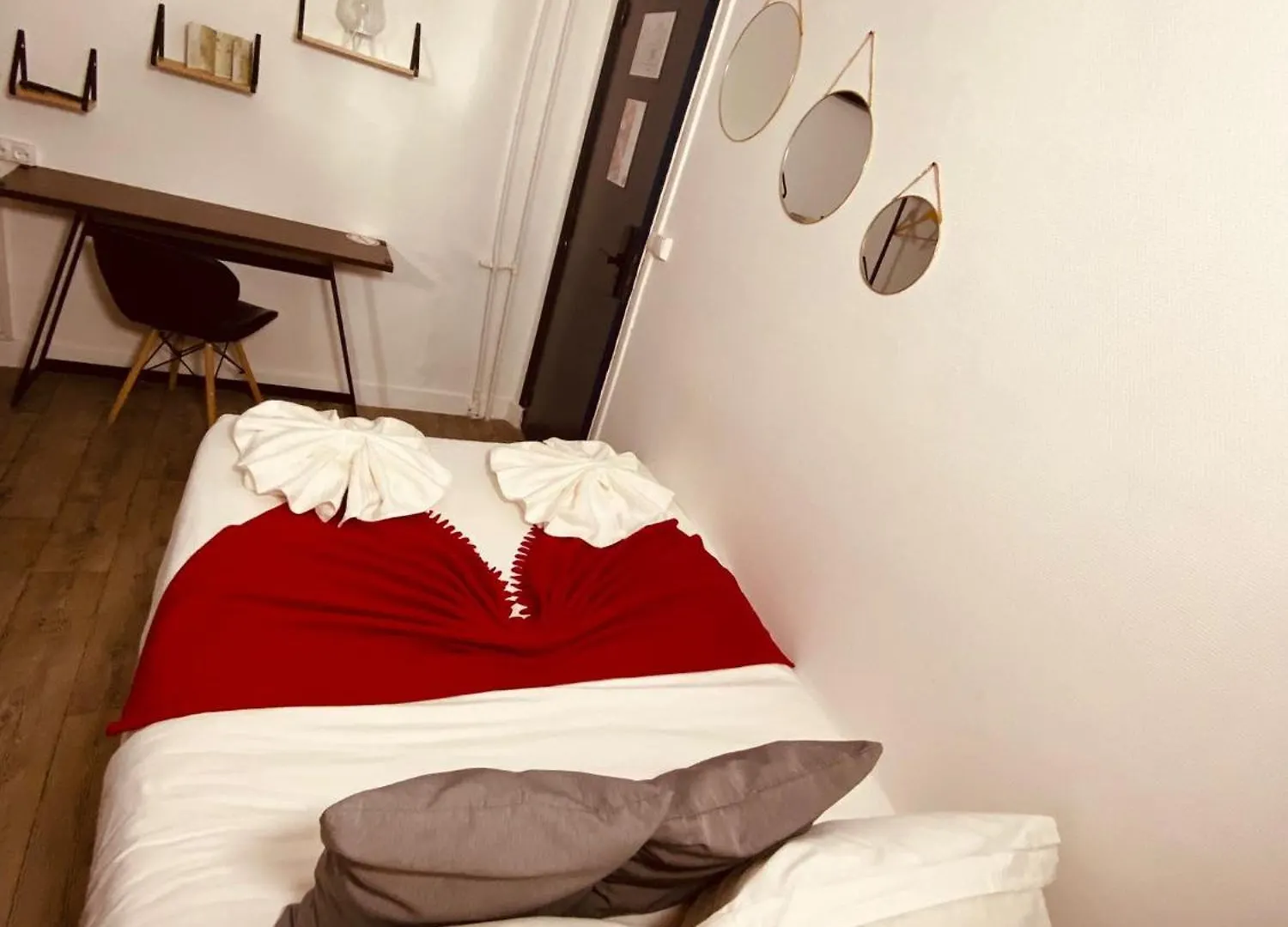 Hotel Louvain Paris 0*,